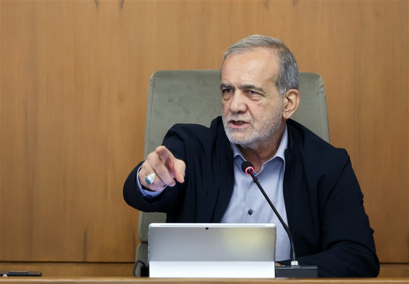 نباید هیچ کارخانه‌ای تابستان سال بعد با کمبود برق مواجه باشد